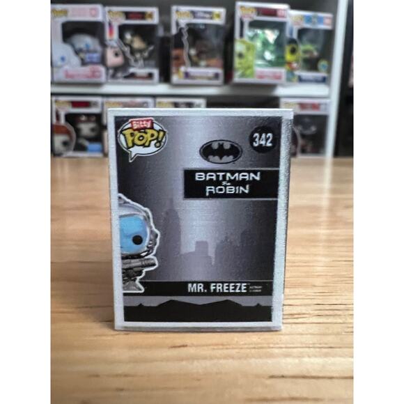 HYPER RARE METALLIC CHASE BITTY Mr. Freeze 1" Funko Pop #342 Movies Batman DC - Picture 3 of 6